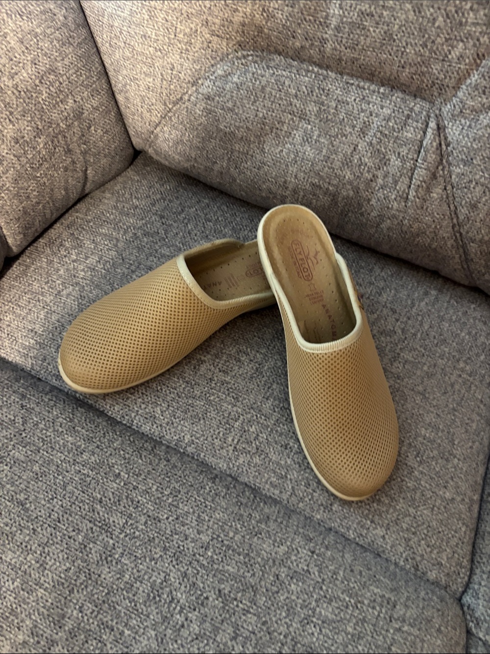 Fly Flot women’s Slip-On Clogs in Tan size 41 (9 1/2)
